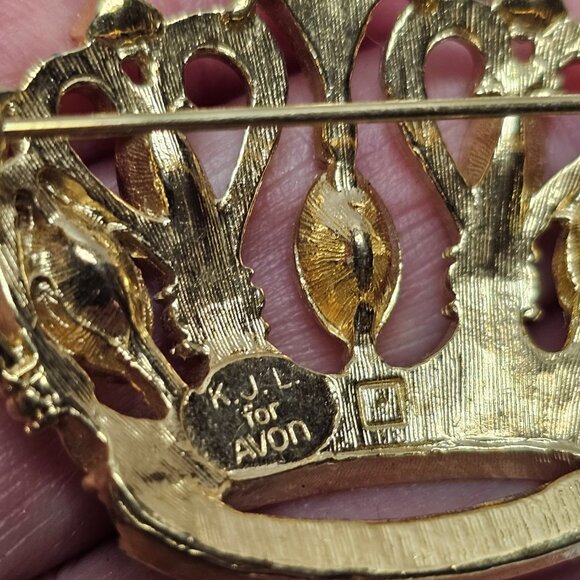 K J L KJL for Avon Gold Tone Rhinestones Jewels Brooch Pin Queen Crown Jewelry - Picture 5 of 8